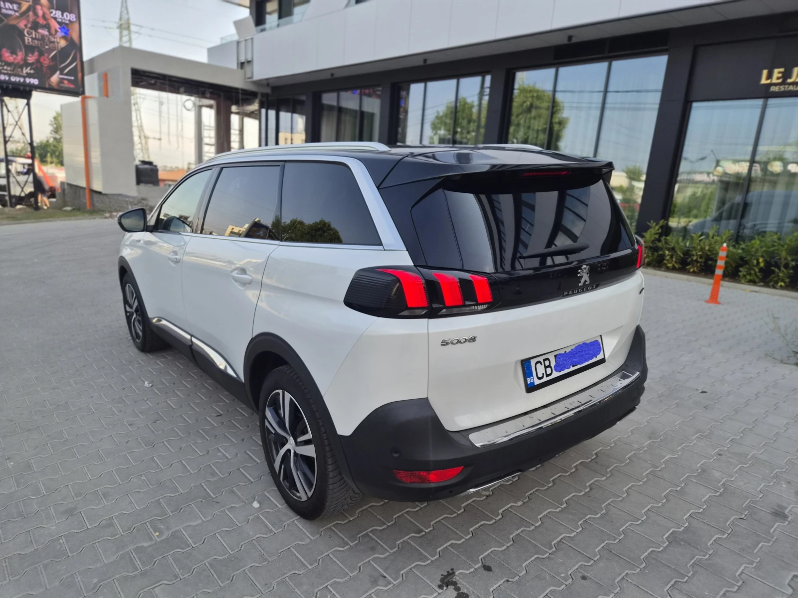 Peugeot 5008 1.5 GT LINE, снимка 5 - Автомобили и джипове - 55583431