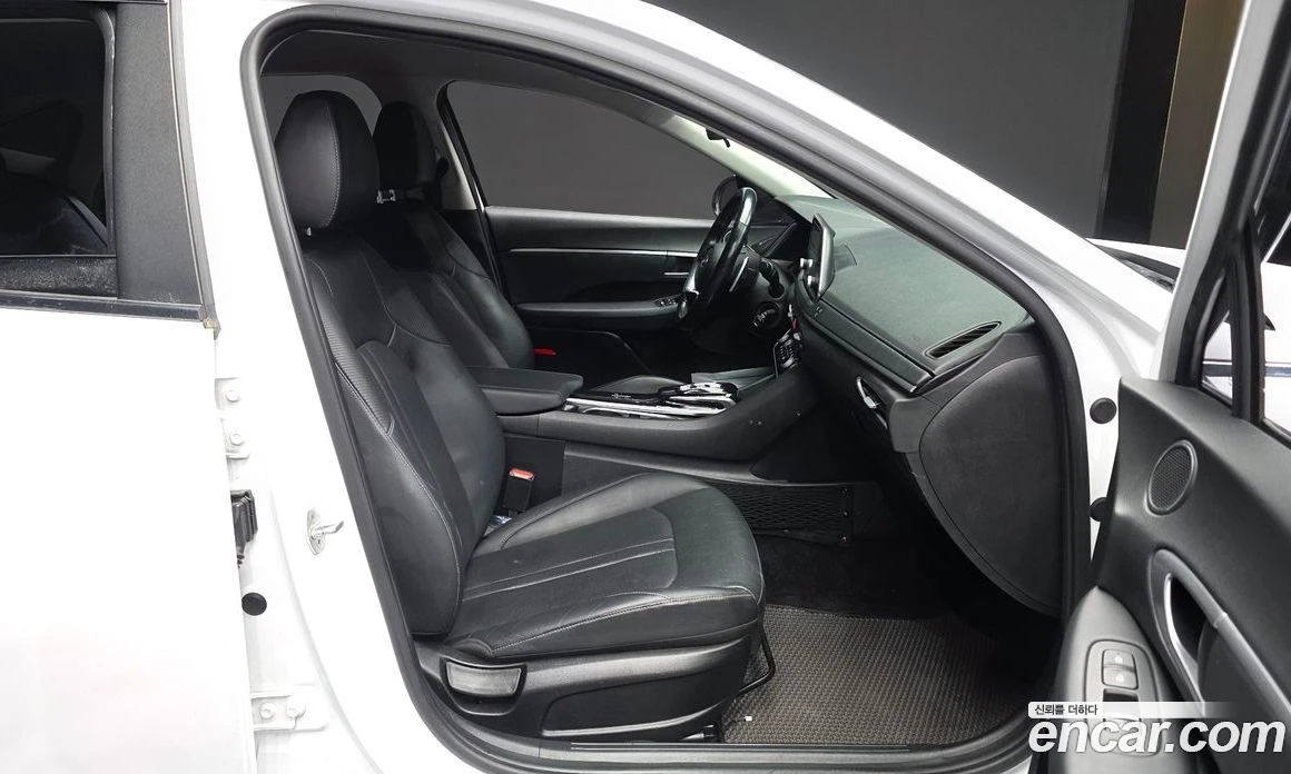 Hyundai Sonata 2.0 Smart, снимка 11 - Автомобили и джипове - 55676654