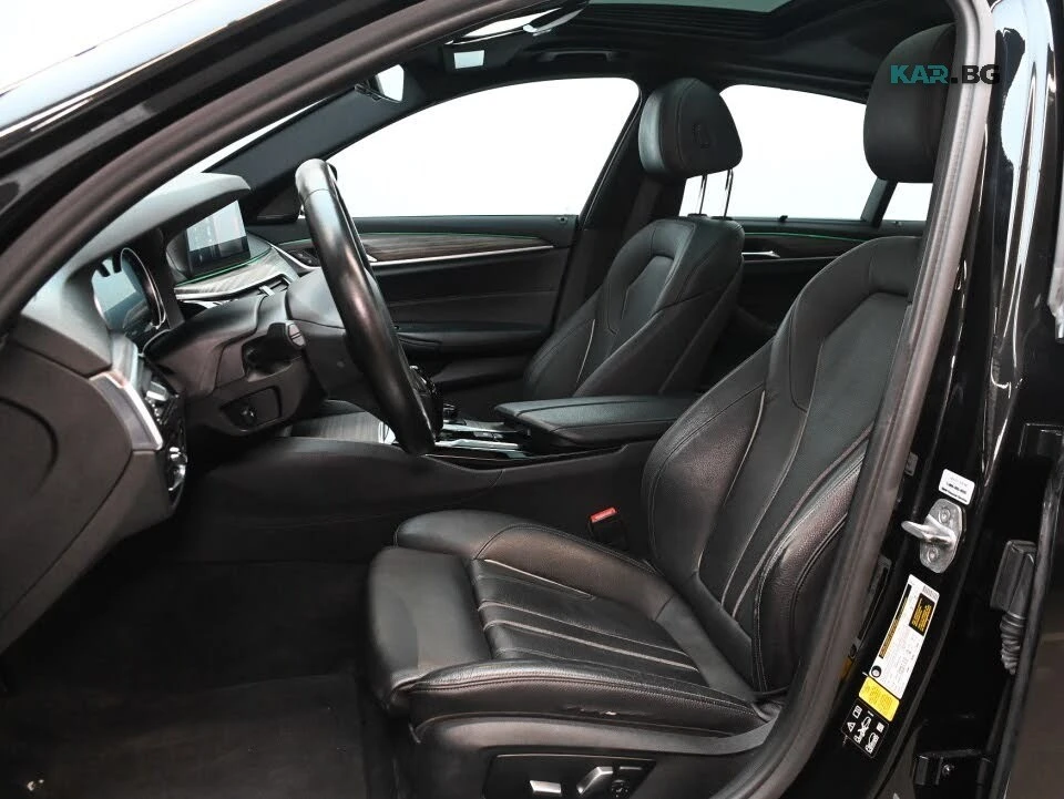 BMW 530 M Sport * xDrive *  АвтоКредит * (ЦЕНА ДО БГ), снимка 9 - Автомобили и джипове - 55826051