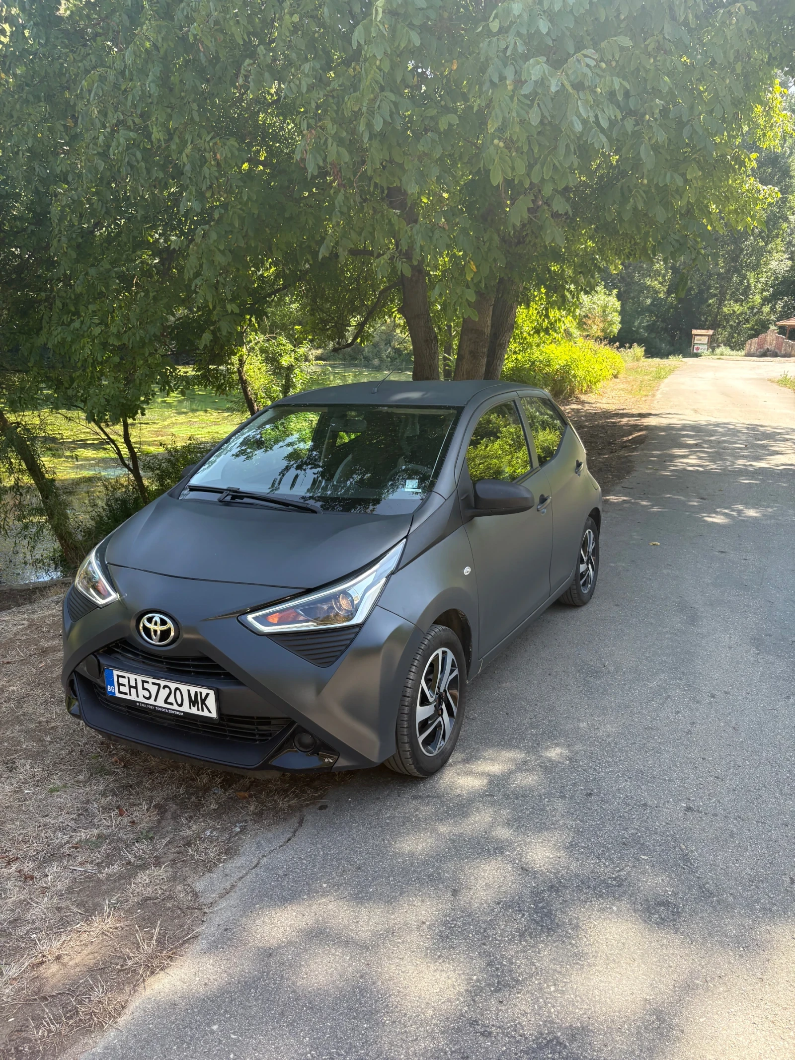 Toyota Aygo 1.0 VVT-i , снимка 2 - Автомобили и джипове - 55960319