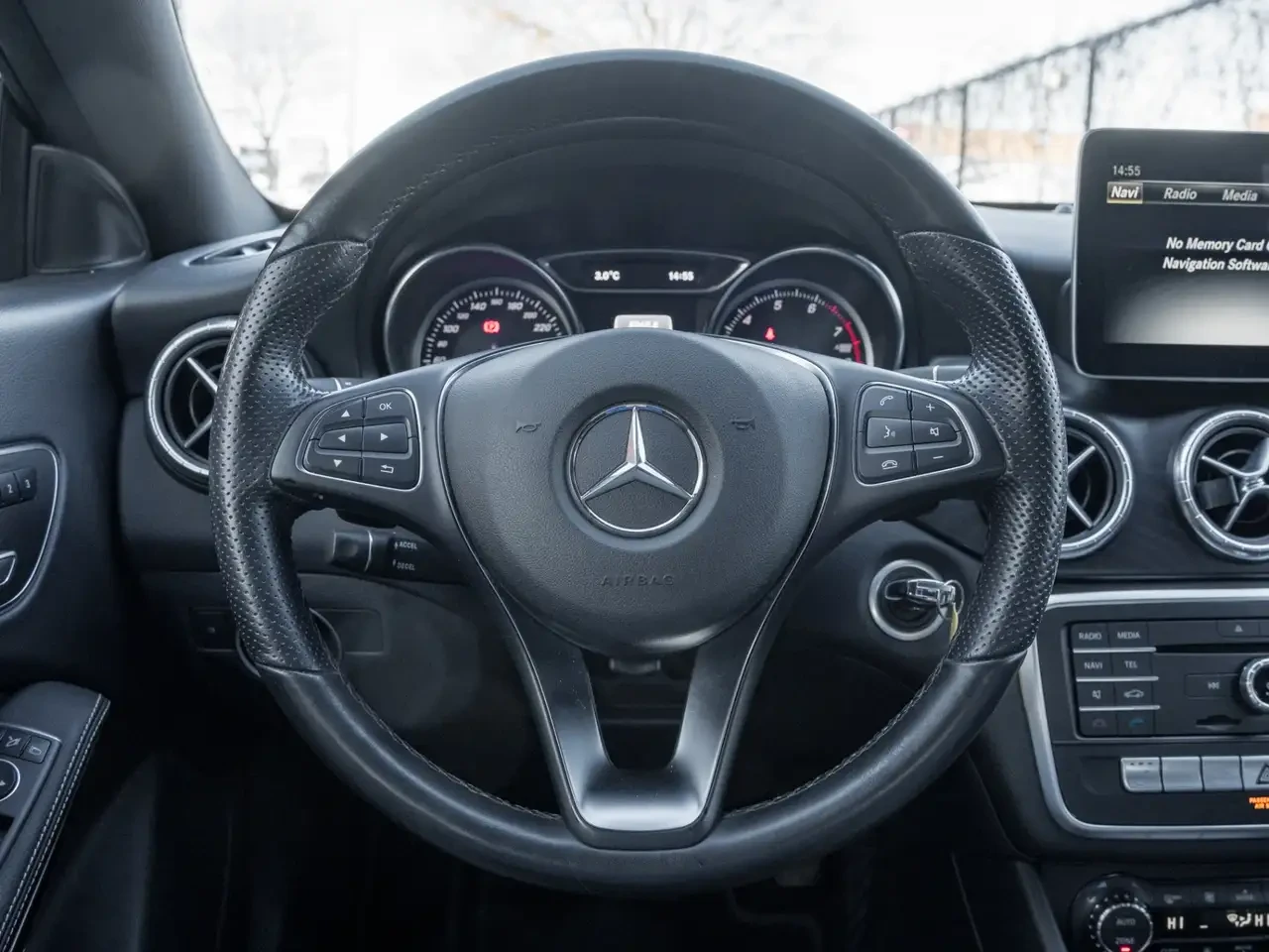 Mercedes-Benz CLA CLA250 4Matic -One Owner-Premium and Sport | Mobile.bg � ����������� 9