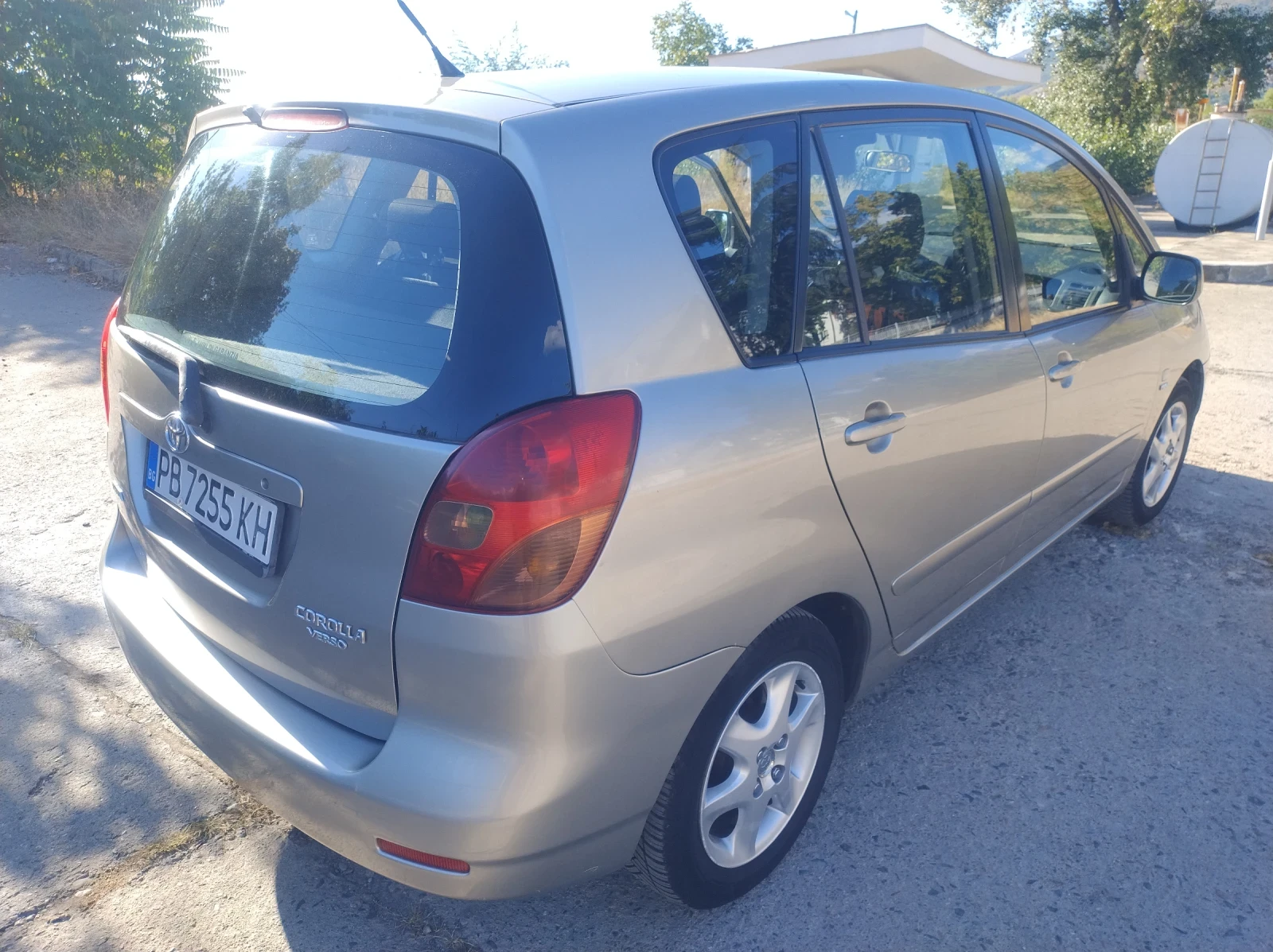 Toyota Corolla verso, снимка 6 - Автомобили и джипове - 56273018