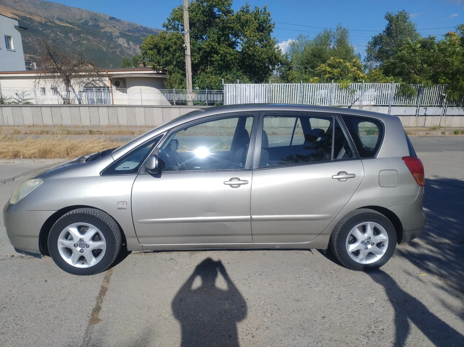 Toyota Corolla verso, снимка 4 - Автомобили и джипове - 56273018
