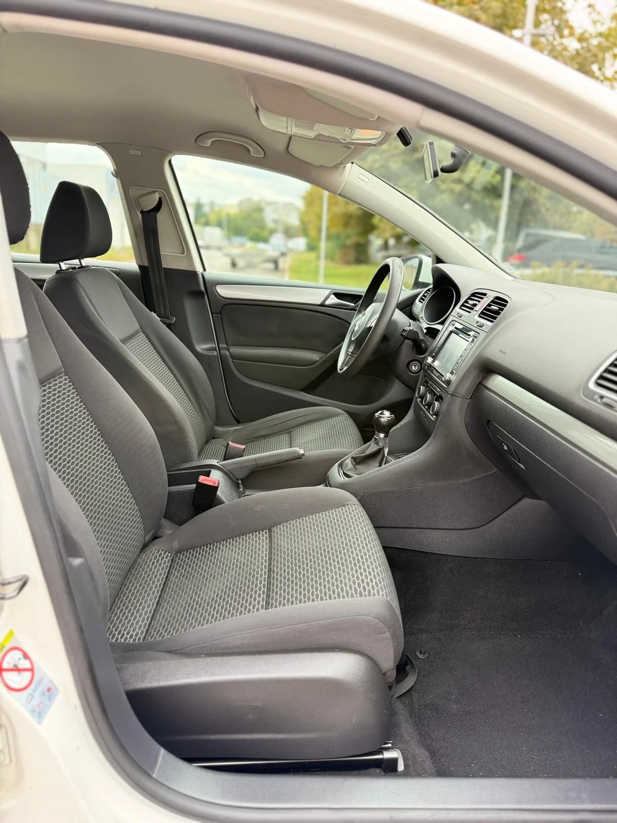 VW Golf 1.6TDI/105ps/���� �����/������� ��������/4 ����� | Mobile.bg � ����������� 13