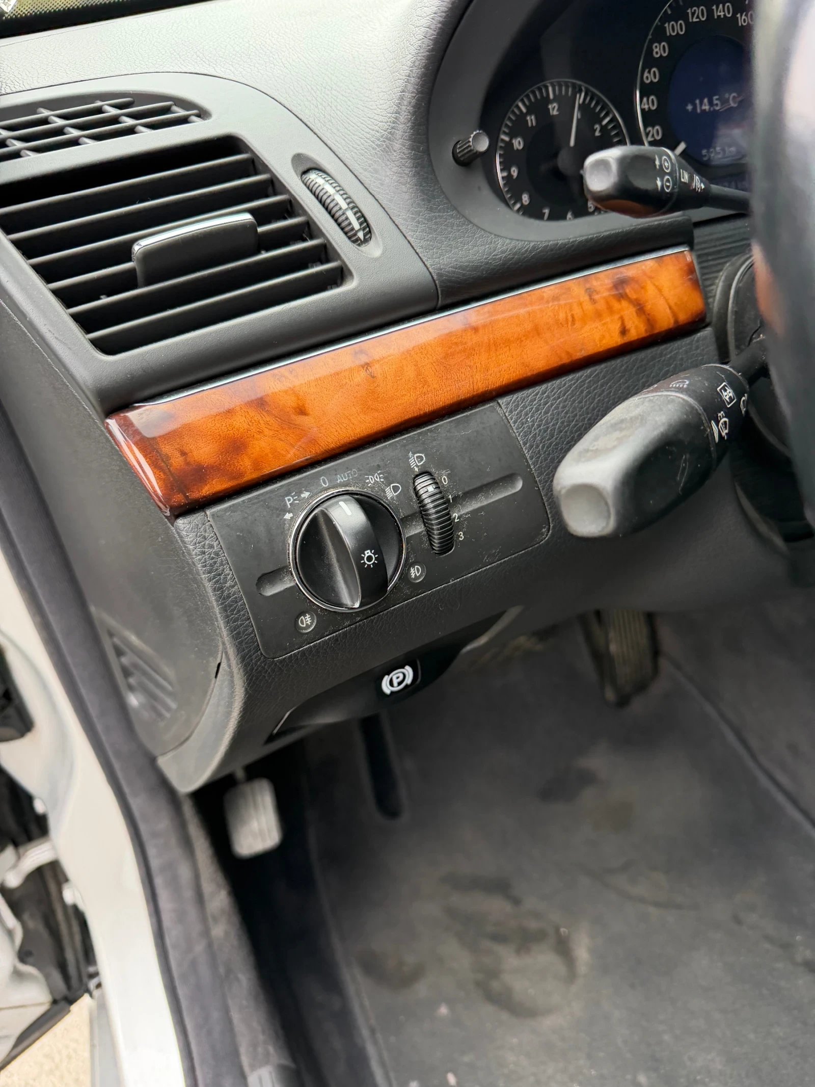 Mercedes-Benz E 220 Mercedes E220 cdi, снимка 12 - Автомобили и джипове - 56634530
