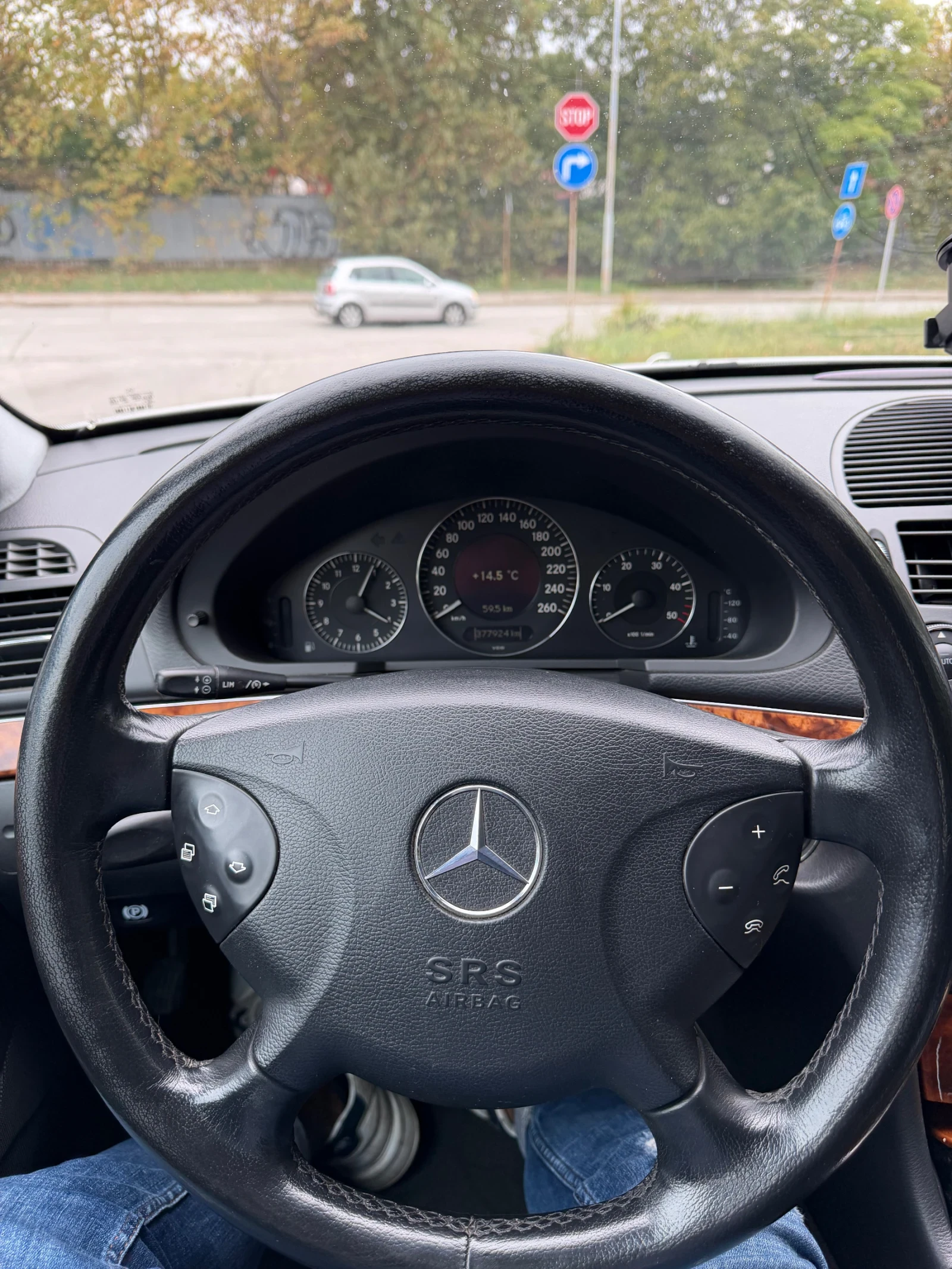 Mercedes-Benz E 220 Mercedes E220 cdi, снимка 14 - Автомобили и джипове - 56634530
