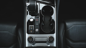 VW Touareg R Line V8 TDI 4MOTION, снимка 12 - Автомобили и джипове - 45447126
