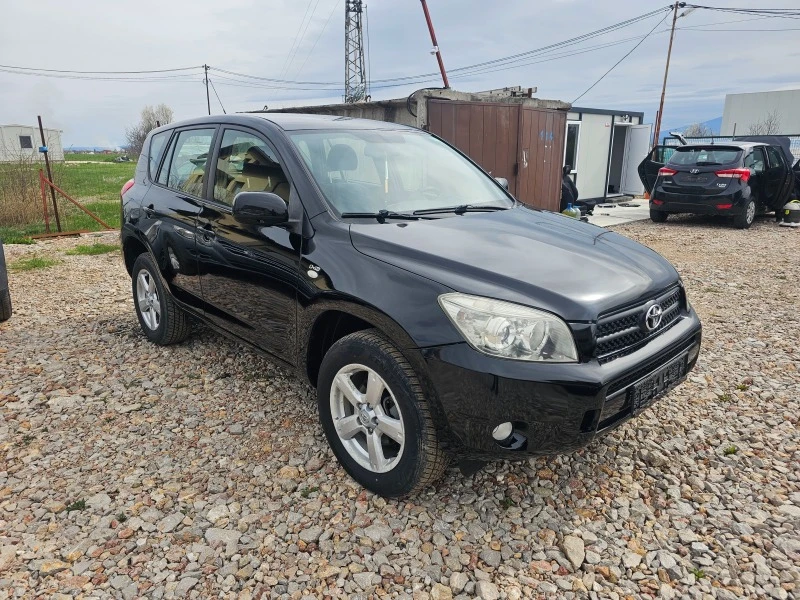 Toyota Rav4 2.2d4d 136кс. Нави, снимка 3 - Автомобили и джипове - 46117054