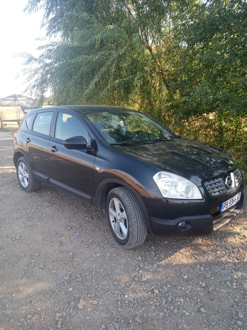 Nissan Qashqai 1.6 бензин, снимка 2 - Автомобили и джипове - 47396094