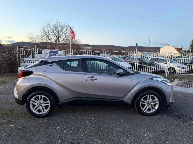 Toyota C-HR 2.0i - 184 / HYBRID / ЕВРО6 / CARPLAY / YOUTUBE , снимка 4 - Автомобили и джипове - 53527625