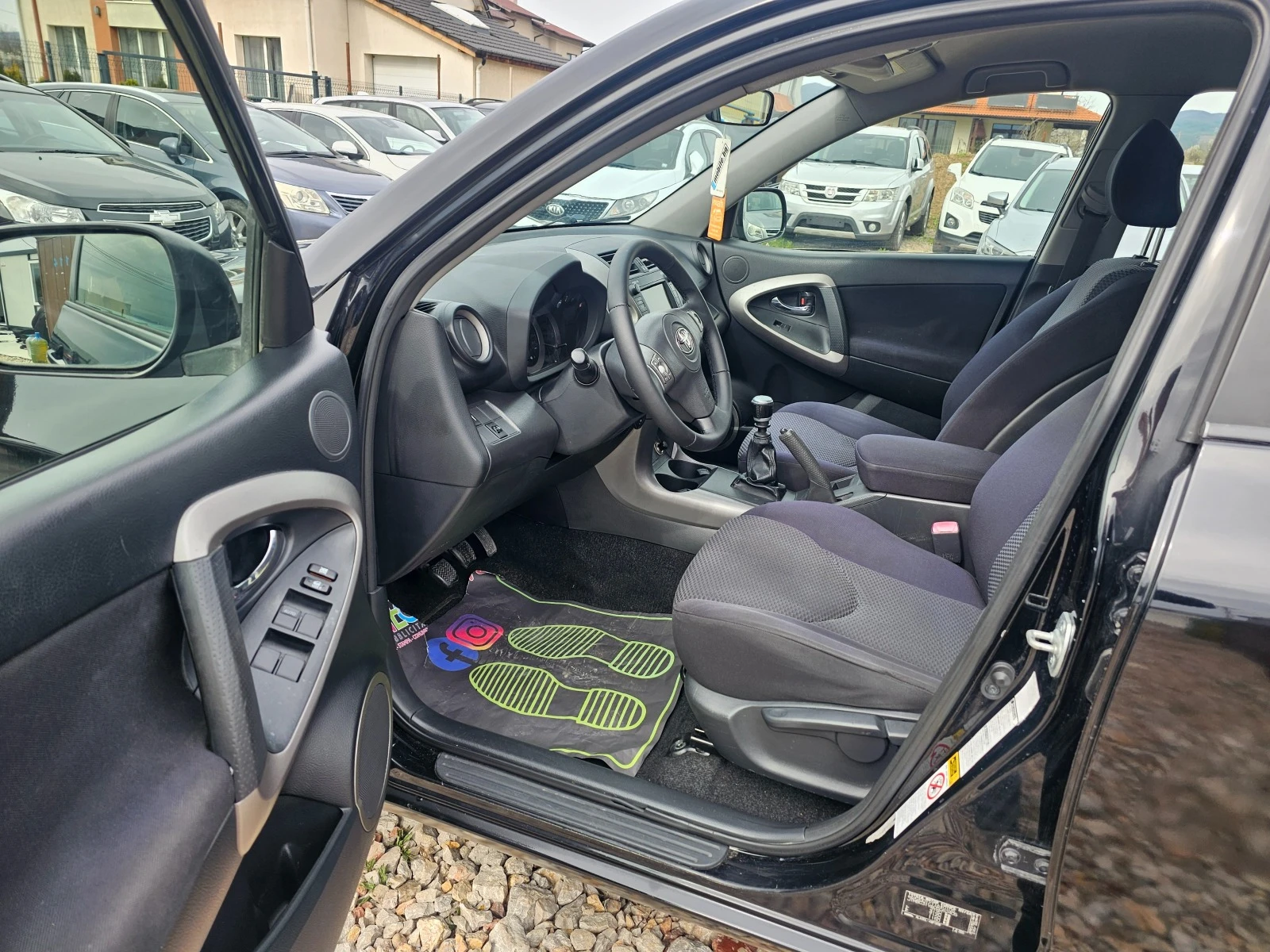 Toyota Rav4 2.2d4d 136кс. Нави | Mobile.bg — изображение 12