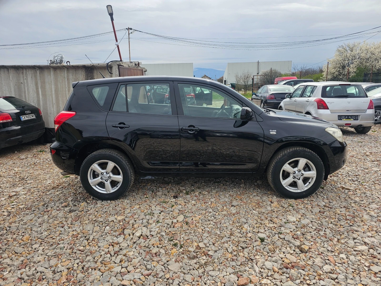 Toyota Rav4 2.2d4d 136кс. Нави - изображение 4