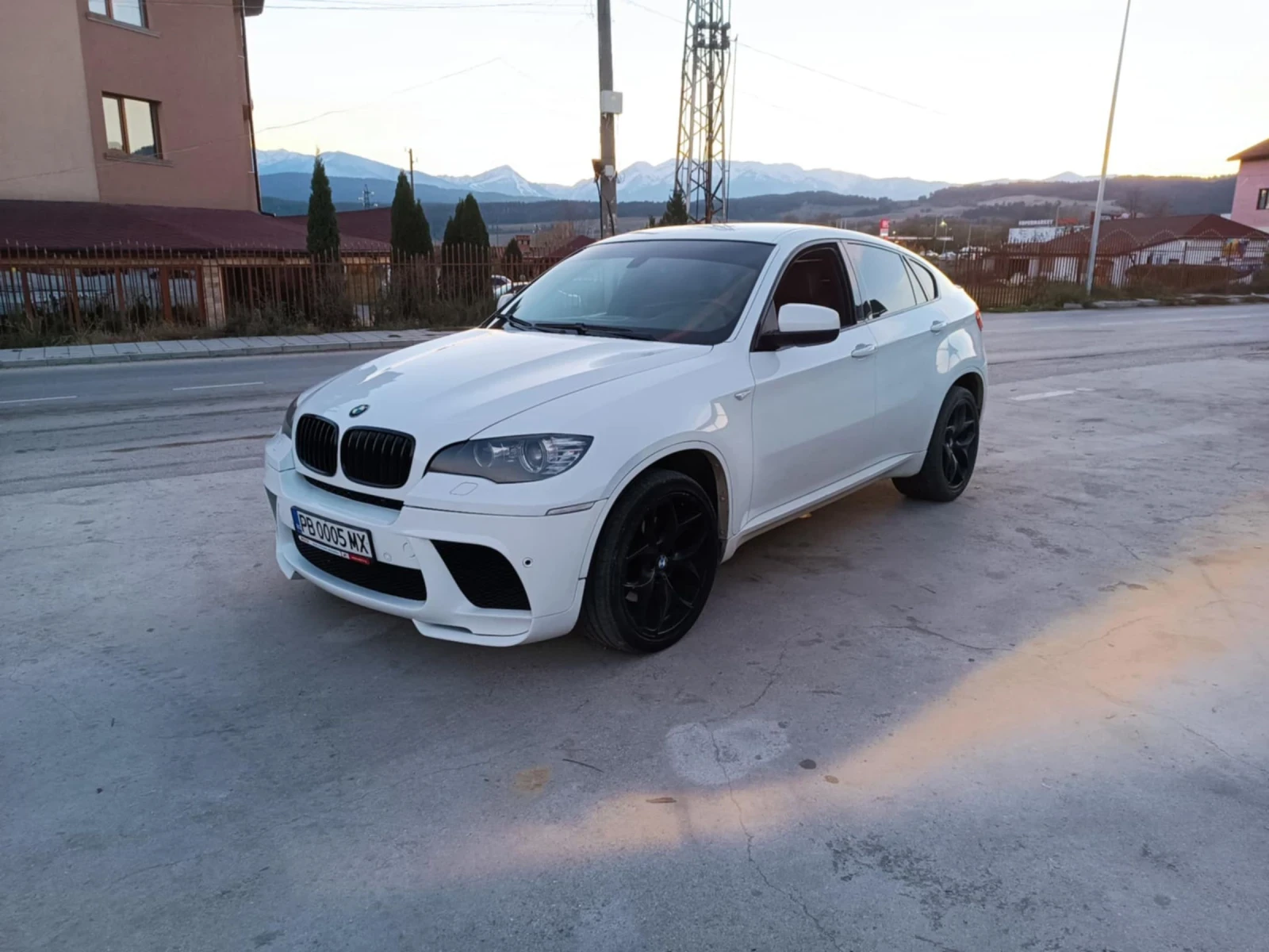 BMW X6 HAMMAN / INDIVIDUAL / 21" / БЯЛА ПЕРЛА - изображение 6