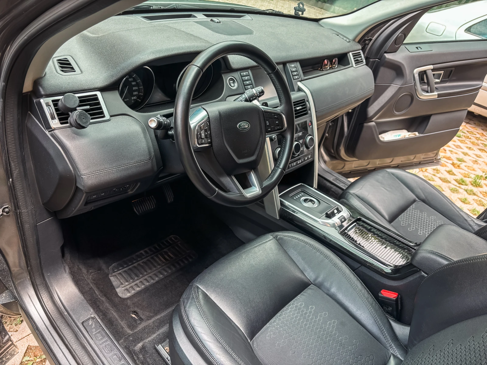 Land Rover Discovery Sport 2.2 BLACK - изображение 5