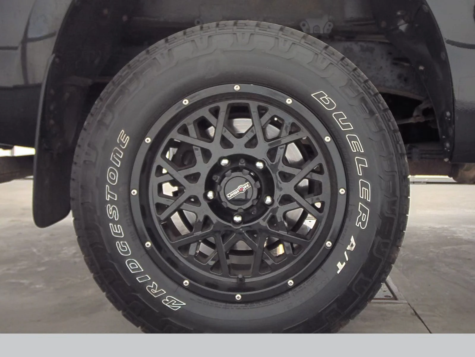 Toyota Tundra MEDIUM BED* 4.6 V8* ПЕРФЕКТЕН ЗА ГАЗ* 188 000КМ - изображение 5