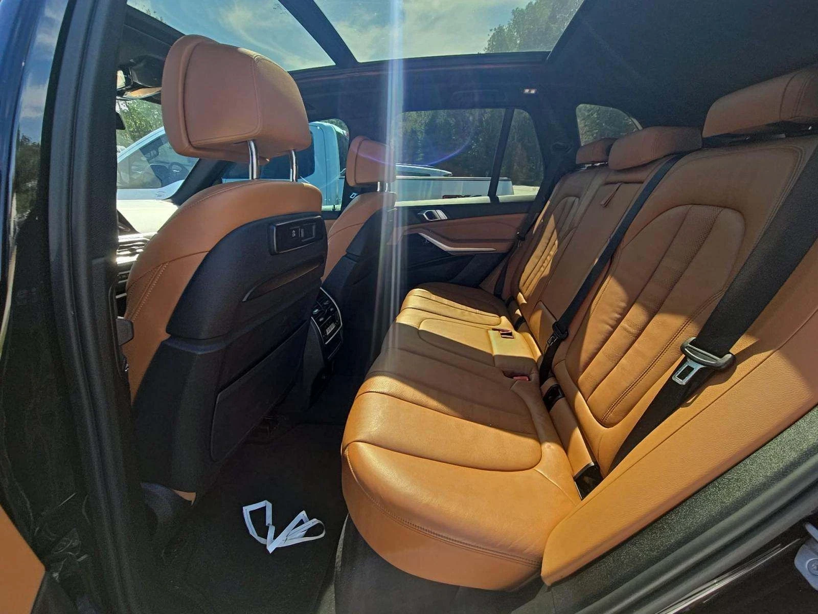 BMW X5 M-pkg* Heads-up display* Back Cam* Пано* Обдух - изображение 10