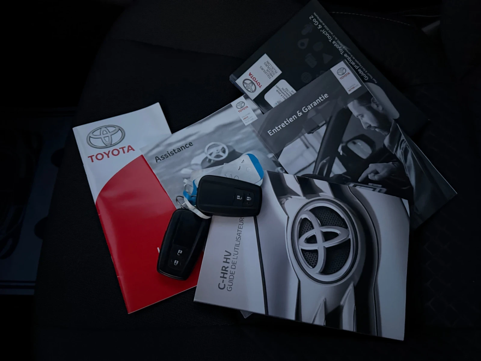 Toyota C-HR 2.0i FACELIFT/ HYBRID / ����6 / CARPLAY / YOUTUBE  | Mobile.bg � ����������� 17