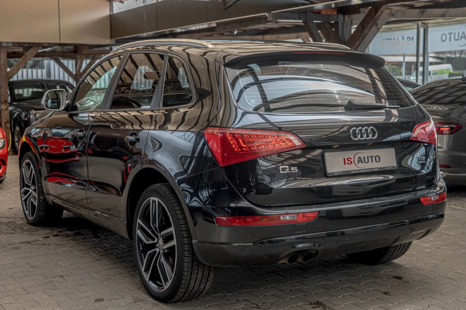 Audi Q5 2.0TDI/Quattro/PDC/BiXenon/F1/BiColor Lether/, снимка 5 - Автомобили и джипове - 54184754