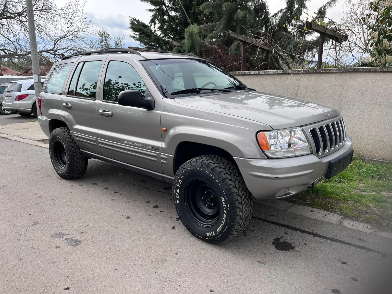 Jeep Grand cherokee 4.7 v8 Limited, снимка 8 - Автомобили и джипове - 54269012