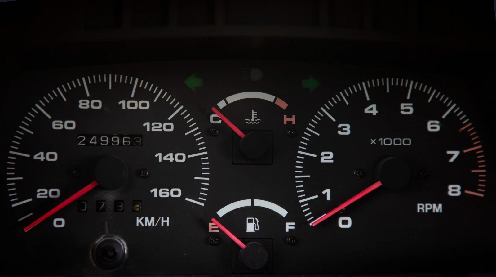 Suzuki Vitara, снимка 16 - Автомобили и джипове - 54355734