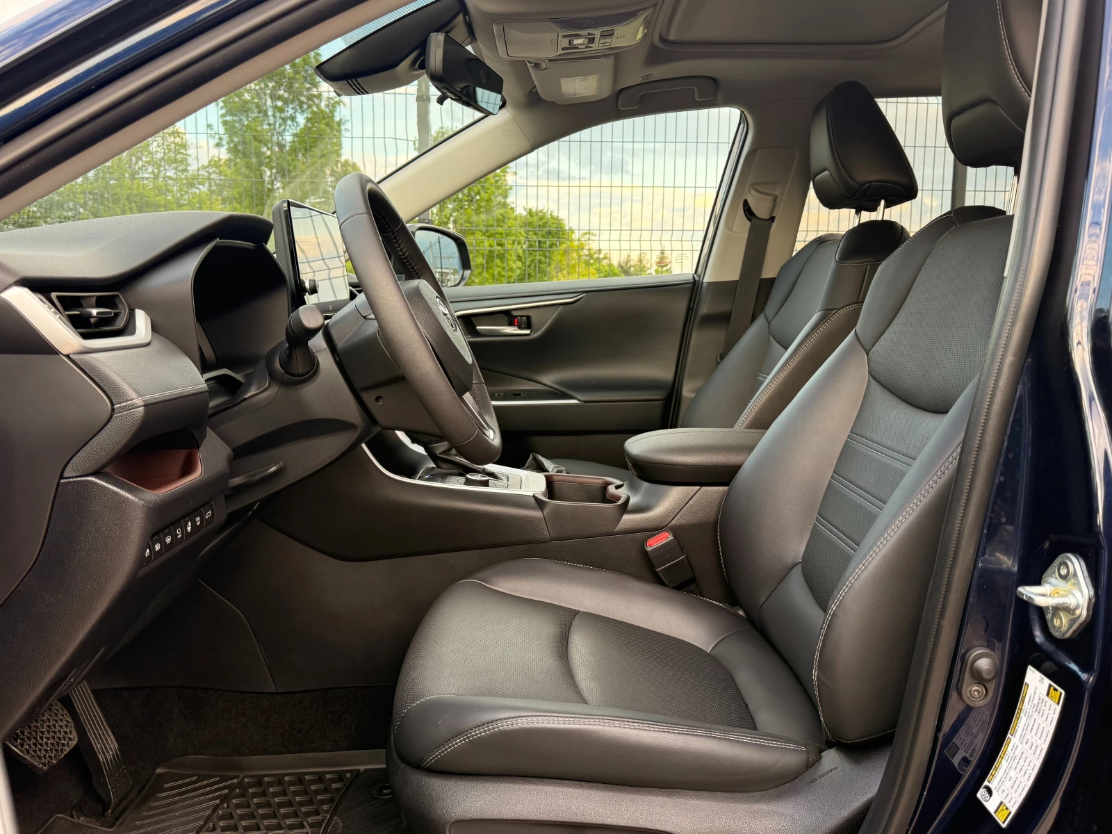 Toyota Rav4 Limited * AWD * FULL, снимка 8 - Автомобили и джипове - 54646815