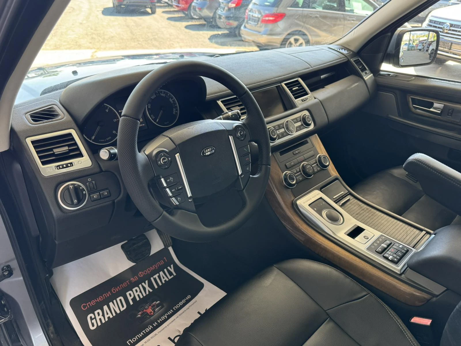 Land Rover Range Rover Sport 3.0SDV6* 249ps* НАВИ* КОЖА* КАМЕРА, снимка 7 - Автомобили и джипове - 54853353