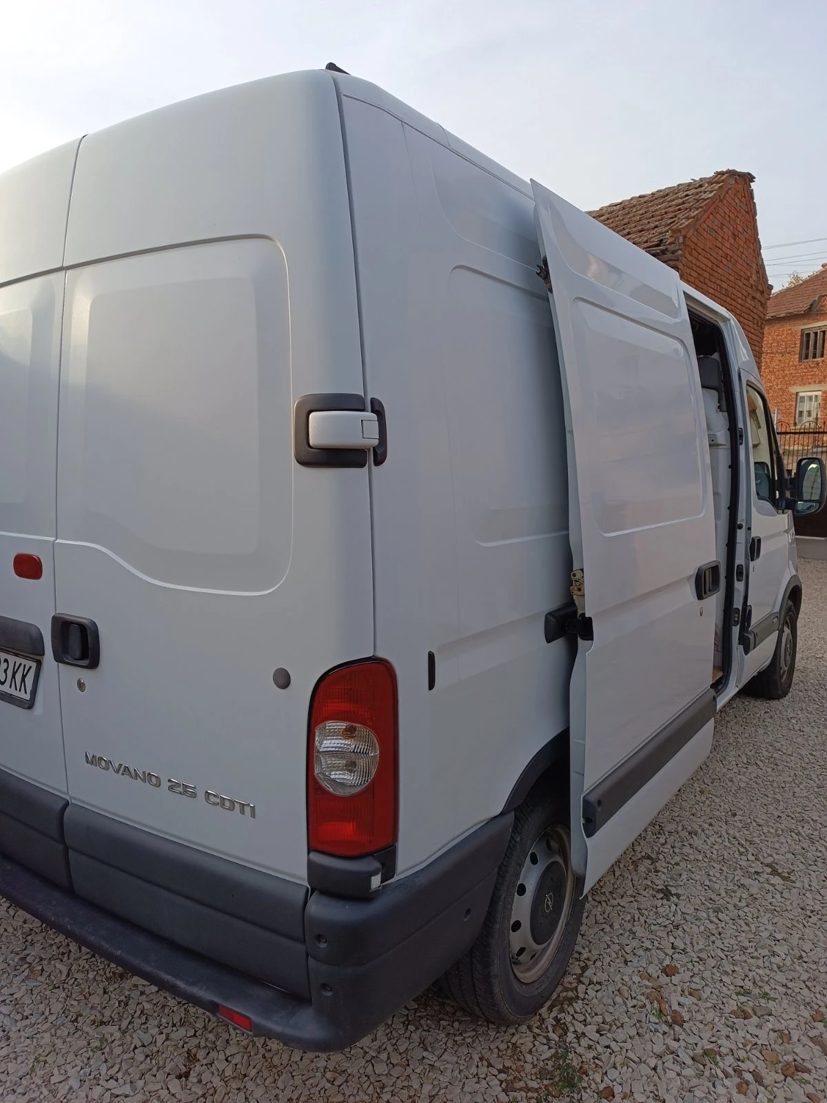 Opel Movano 2.5 120кс Дизел, снимка 13 - Бусове и автобуси - 54909752