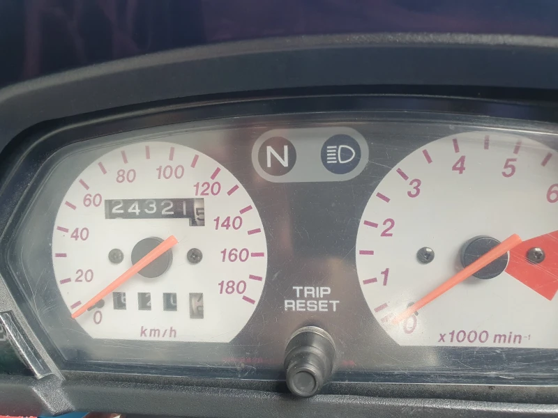 Honda Vigor 650, снимка 8 - Мотоциклети и мототехника - 49613493