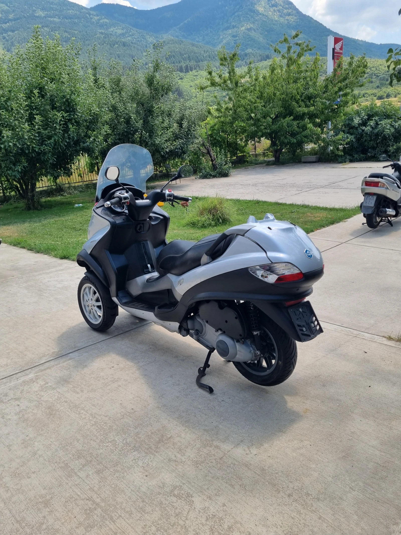 Piaggio Mp3 250i 2007 - изображение 6