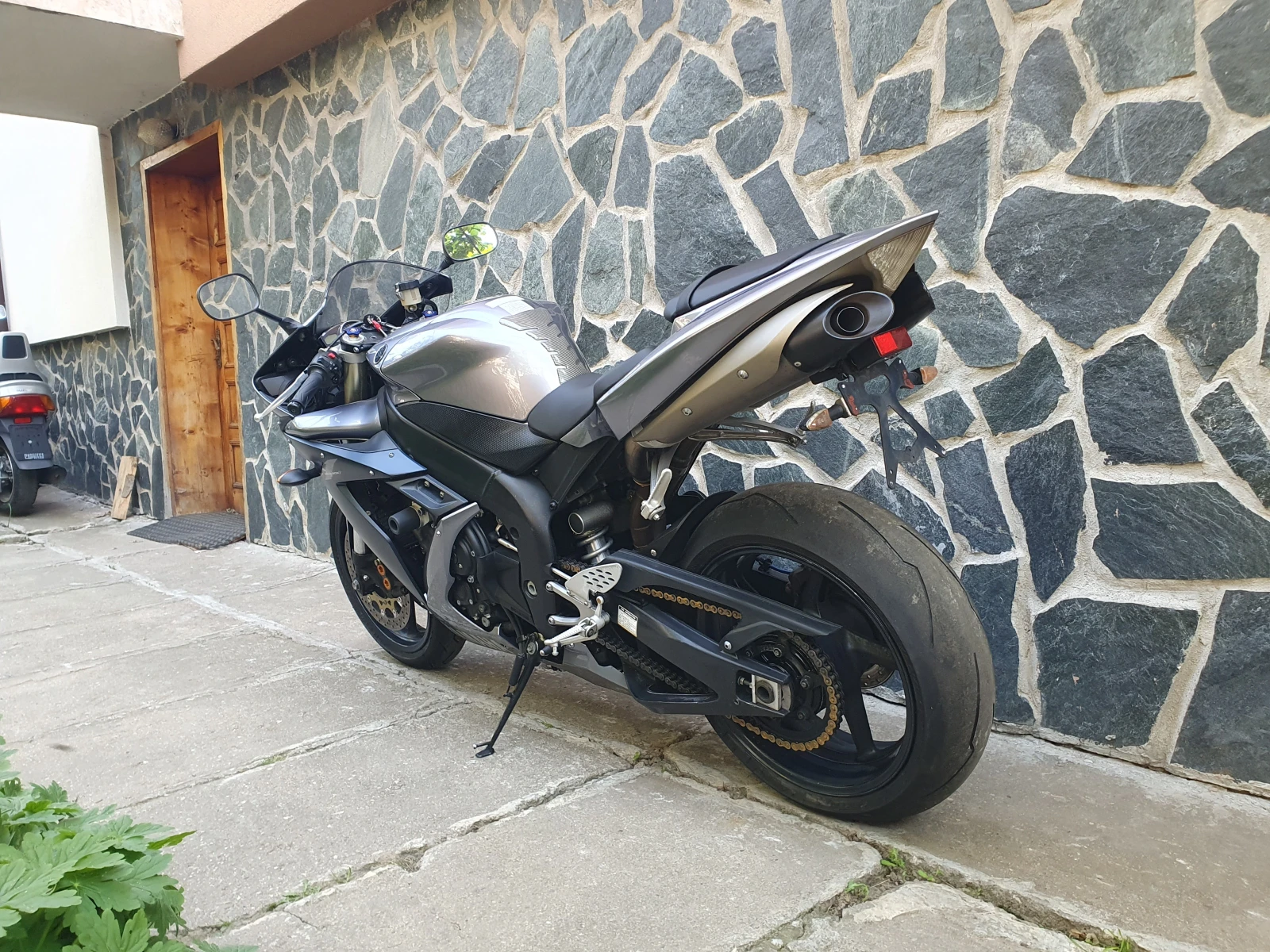 Yamaha YZF-R1 1000i Перфектен - изображение 9