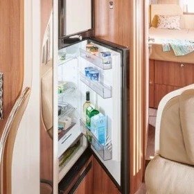 Кемпер Carthago chic s-plus I 61 XL LE, снимка 10