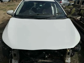 Декоративни капаци над двигателя за Toyota , снимка 4