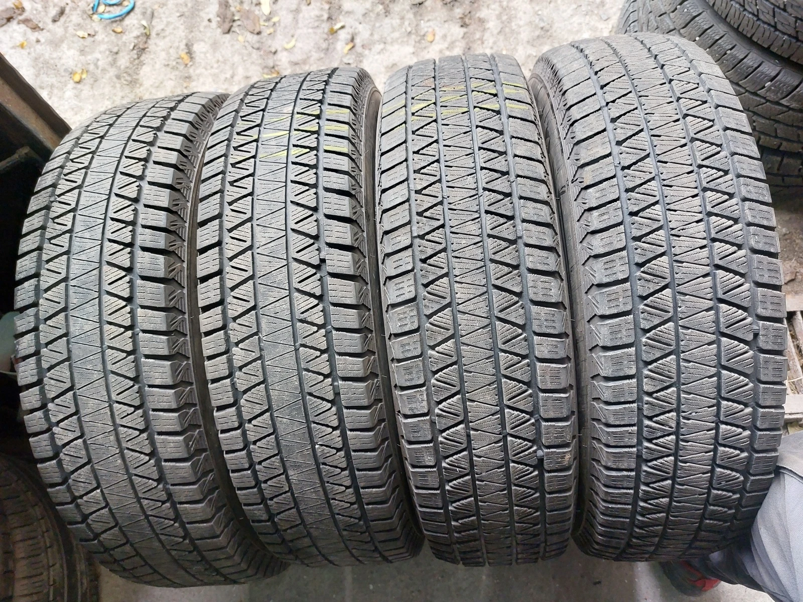 ���� 205/80R16 | Mobile.bg � ����������� 1