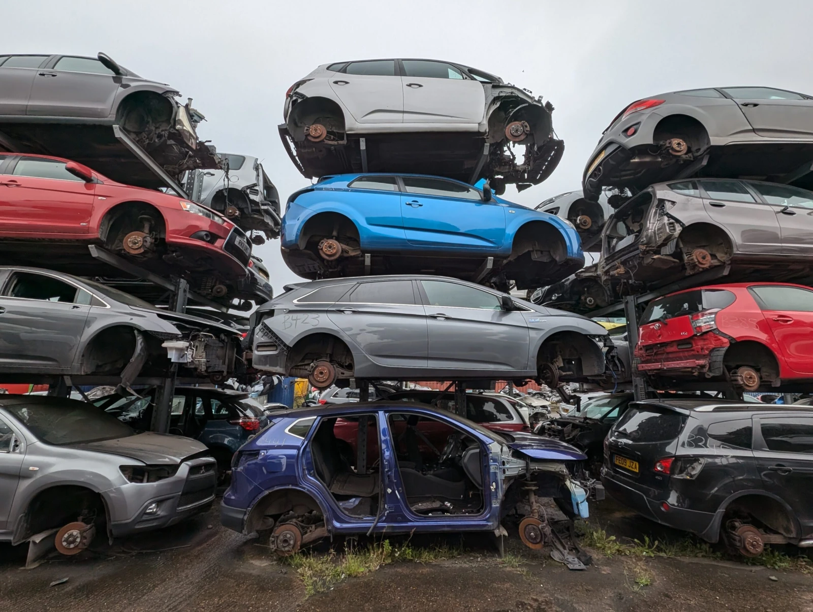 ��������� ����� ���� � �������. | Mobile.bg � ����������� 1