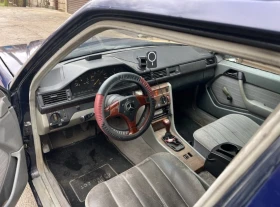 Mercedes-Benz 124 200D, снимка 7