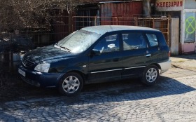 Kia Carens, снимка 1 - Автомобили и джипове - 45005166