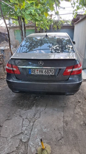 Mercedes-Benz E 300, снимка 2