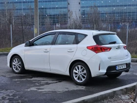 Toyota Auris 2.0 D-4D 124к.с., снимка 2