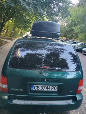 Kia Carnival 2, 5 V6 газ 5+ 1 - 2900 лв. - 19613808 4