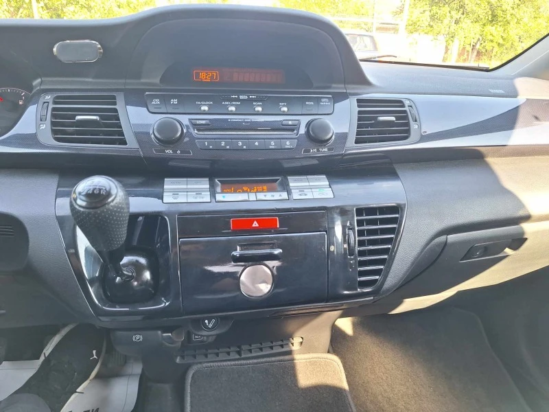 Honda Fr-v 2.2ictdi 6mesta, снимка 7 - Автомобили и джипове - 47539863