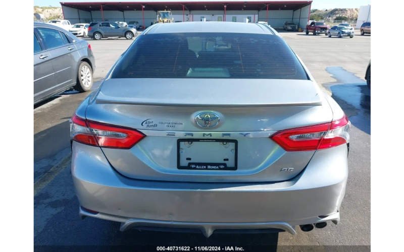 Toyota Camry 2.5L SE * LED, снимка 7 - Автомобили и джипове - 48222388