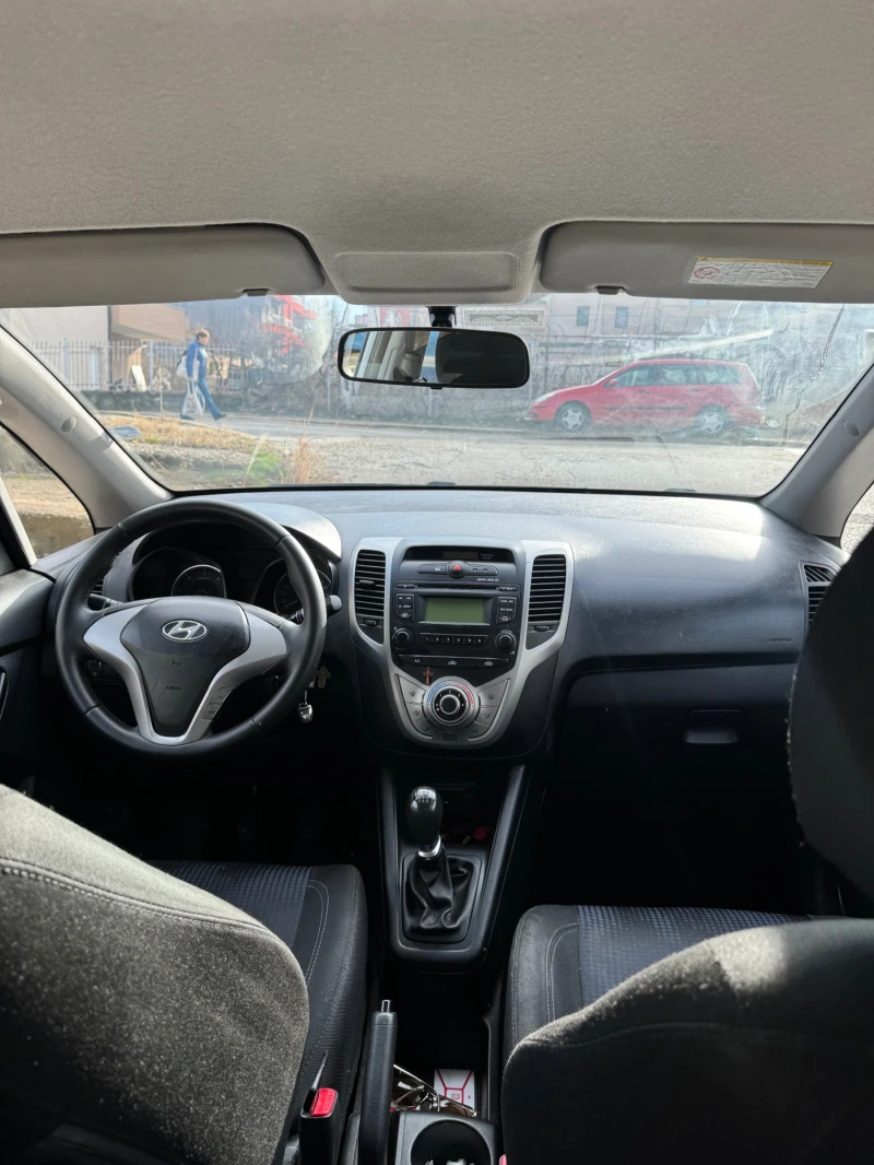 Hyundai Ix20, снимка 8 - Автомобили и джипове - 49607137