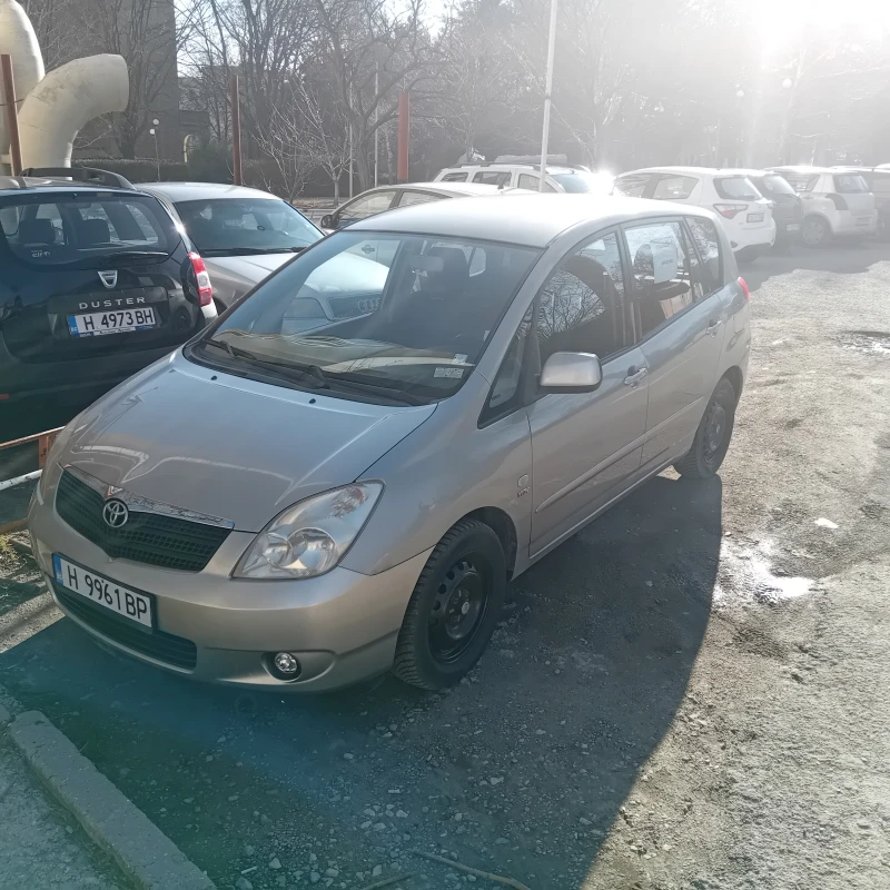 Toyota Corolla verso Газова уредба, снимка 1 - Автомобили и джипове - 48568116