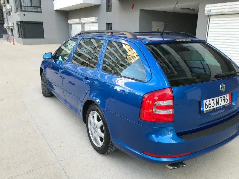 Skoda Octavia VRS 2.0TDI 170ph* 6ск* КОЖА* КСЕНОН* ПАРКТРОНИК* , снимка 6 - Автомобили и джипове - 48668146