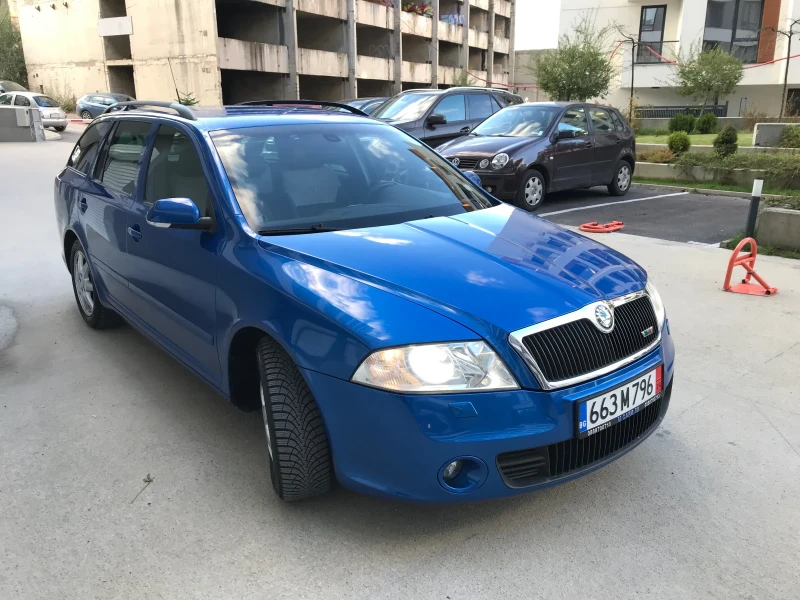 Skoda Octavia VRS 2.0TDI 170ph* 6ск* КОЖА* КСЕНОН* ПАРКТРОНИК* , снимка 3 - Автомобили и джипове - 48668146