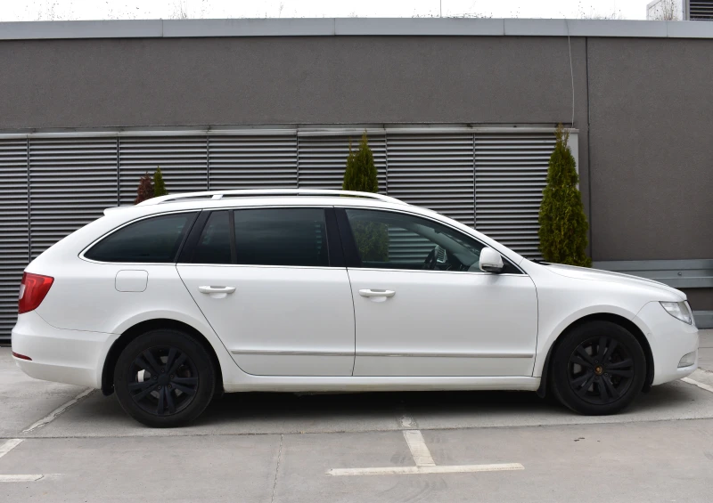 Skoda Superb, снимка 6 - Автомобили и джипове - 49456862