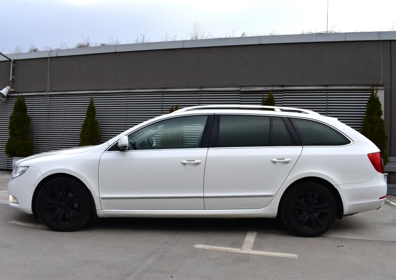 Skoda Superb, снимка 7 - Автомобили и джипове - 49456862