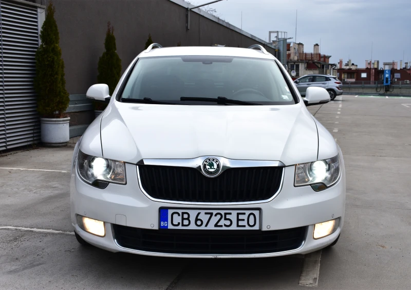 Skoda Superb, снимка 2 - Автомобили и джипове - 49456862