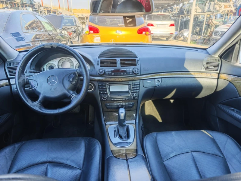 Mercedes-Benz E 270 CDI, снимка 5 - Автомобили и джипове - 51112781