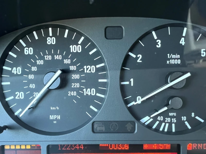 BMW 740  IL, снимка 16 - Автомобили и джипове - 52848171